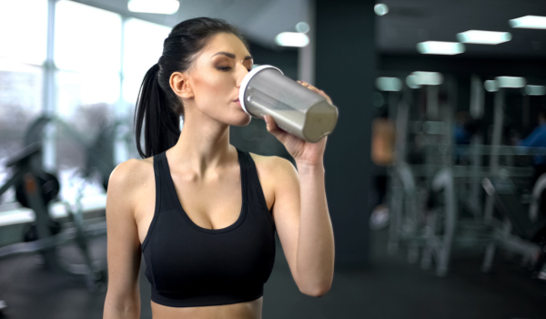 Milk vs Water: What’s the Best Option for Mixing Your Protein Shake?