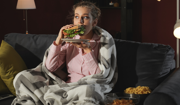 Is Nighttime Snacking Really That Bad for You?