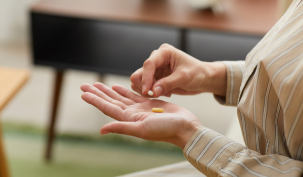 7 Medications and Supplements You Shouldn’t Mix With NAD+