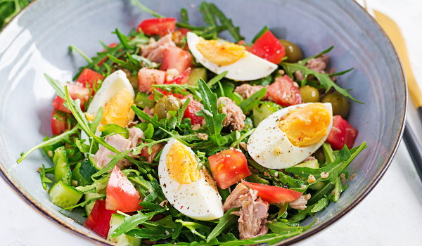 15 Satisfying No-Carb Snacks to Keep You Energized