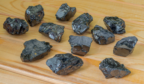 What Is Shungite And Does It Have Healing Properties?