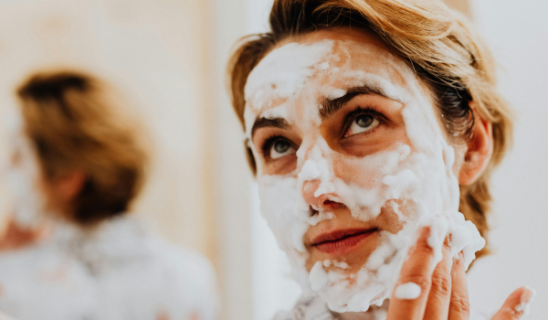 Discovering Mandelic Acid: A Gentle Approach to Better Skin
