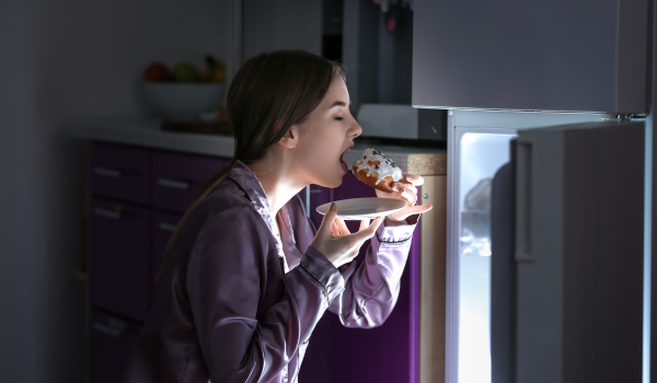 Eating Well While Managing Late-Night Cravings