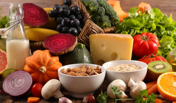Should You Eat 'Human Kibble'? Dietitians Weigh In on the Viral Trend
