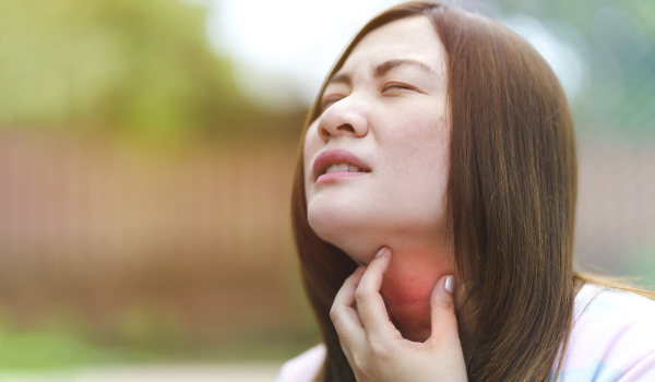 Why Your Throat Feels Itchy and 7 Ways to Soothe It