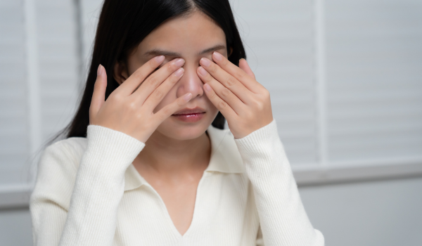 5 Effective Ways To Stop Watery Eyes
