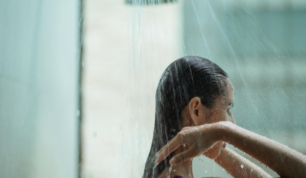 Mastering the Everything Shower: A Dermatologist-Backed Guide to Total Body Self-Care