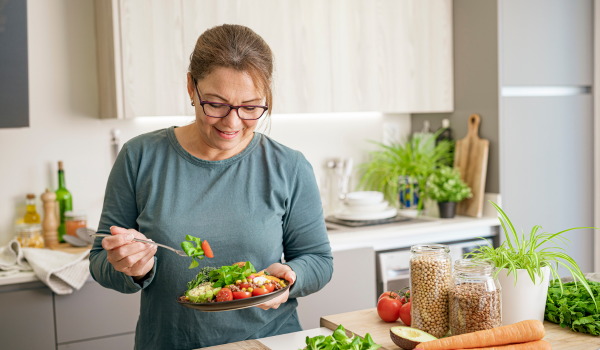 Eating Well When Meals Happen at Different Times Each Day