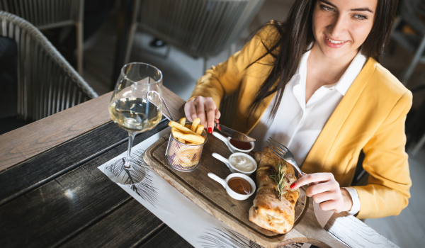 Eating Well When Your Job Requires Frequent Travel