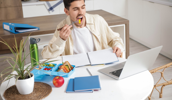 Eating Well When Workdays Extend Into the Evening