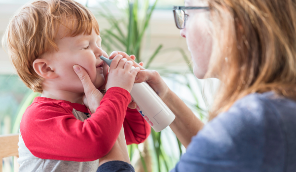 A Complete Guide to Saline Nasal Spray: Uses, Benefits, and Safety