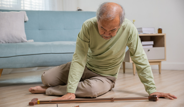 For Older Adults, Dementia Risk and Falling Could Be Linked—Experts Explain Why