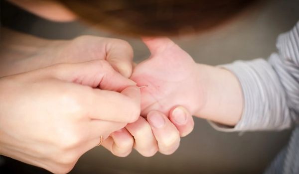 Foreign Object in the Skin: First Aid Tips and When to Seek Help