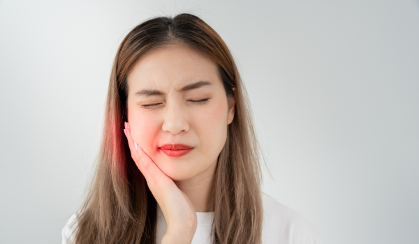Toothache First Aid: Causes, Relief, and When to Seek Help