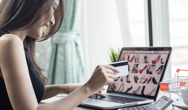 Online Shopping 101: Smart Tips for Safer Purchases 